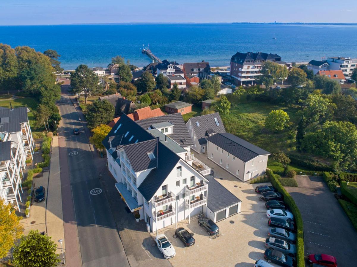 Hotel Meerzeit Scharbeutz Exterior photo