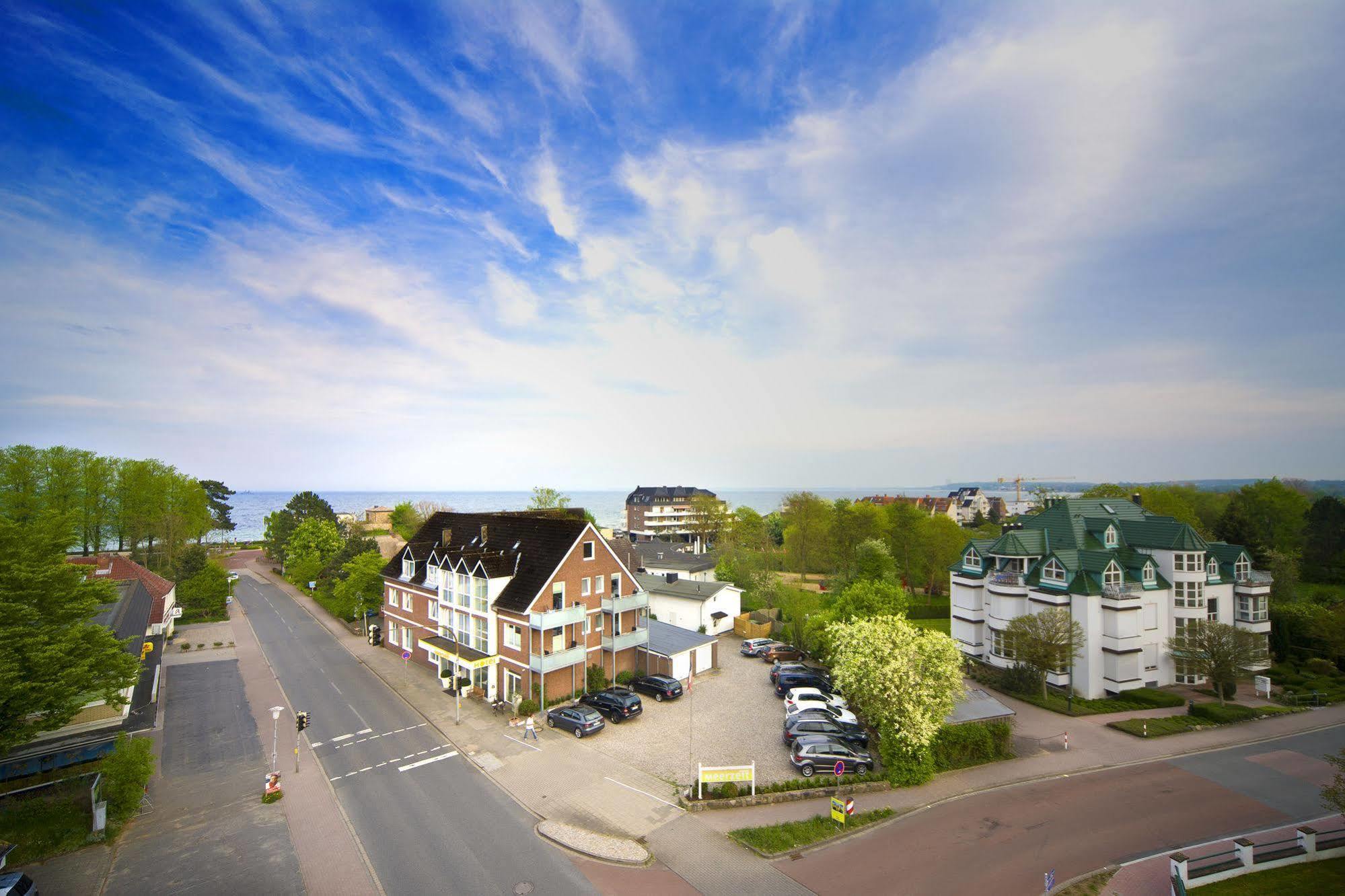 Hotel Meerzeit Scharbeutz Exterior photo
